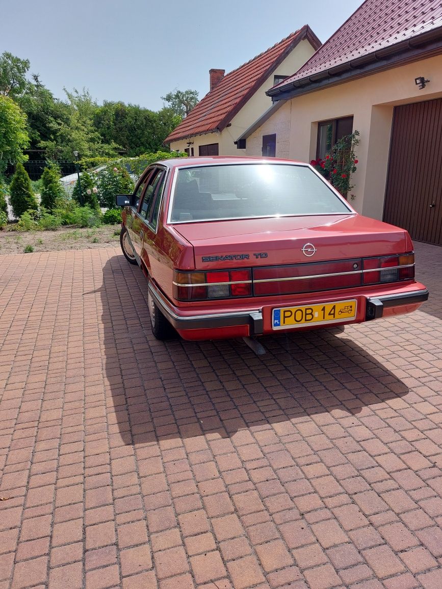 Zabytkowy Opel Senator