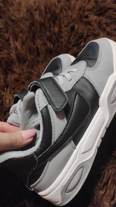 Кросівки 22.5 устілка