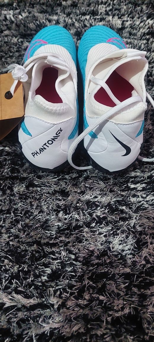 Nike Phantom GX Academy novas