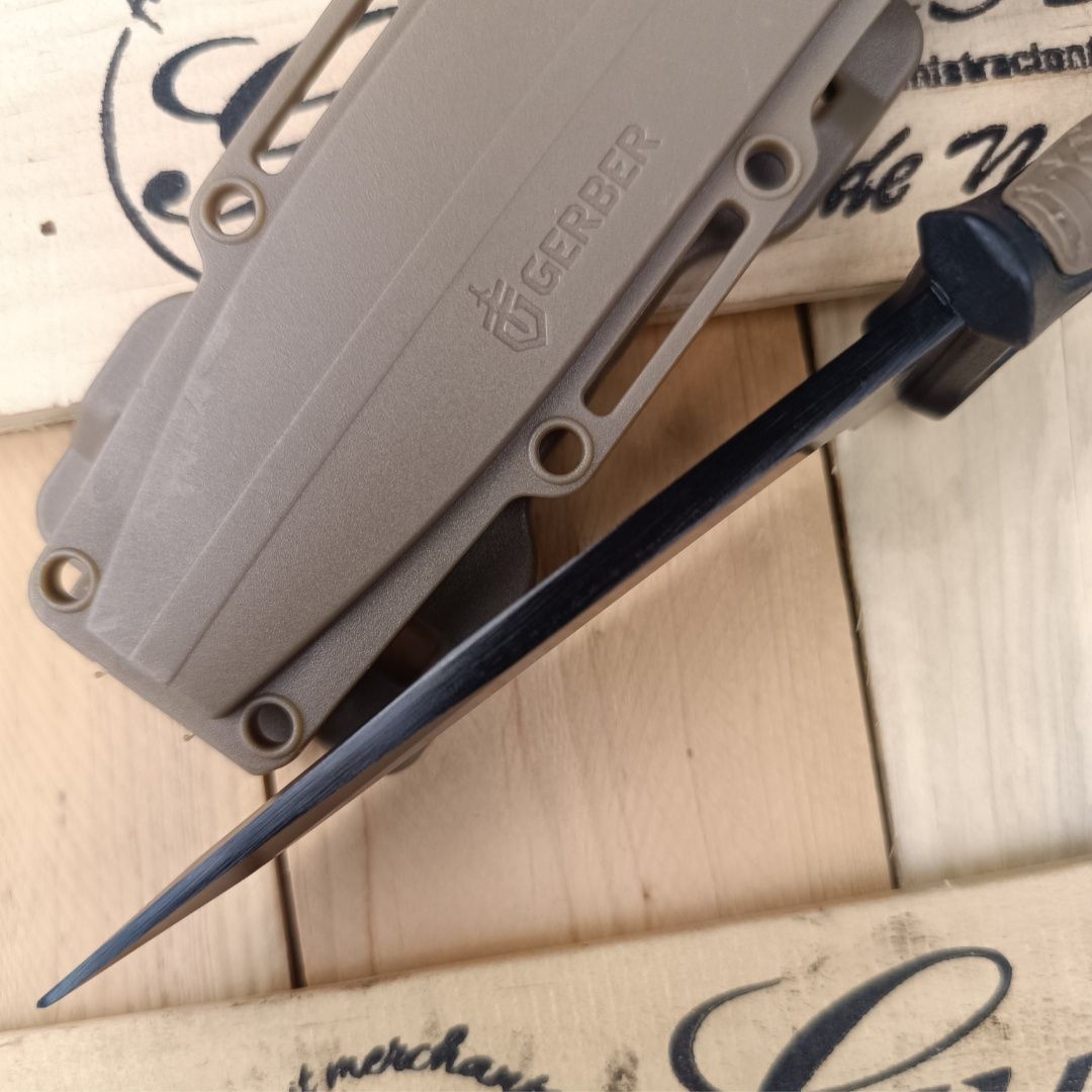 Тактичний ніж Gerber StrongArm - акційна пропозиція