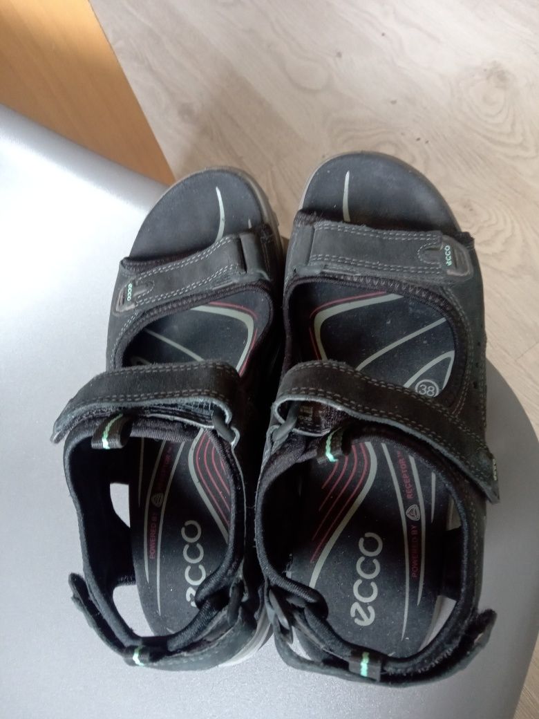 Sandały outdoorowe Ecco 38