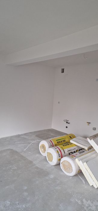 Tynki maszynowe POD MALOWANIE cement-wapno z włóknem szklanym i gipsow