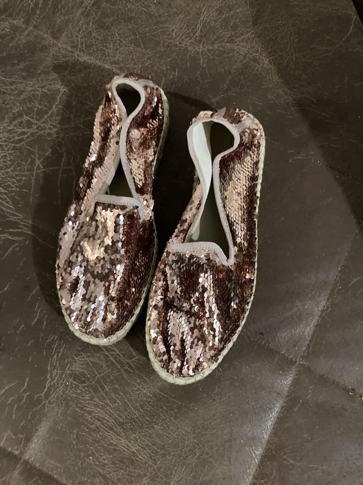 Ескадрільї жіночі з пайєтками Gitana 40 cм взуття з Італії