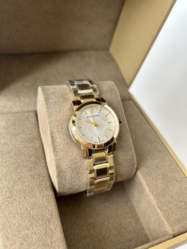 Годинник Burberry bu9203 та bu9103