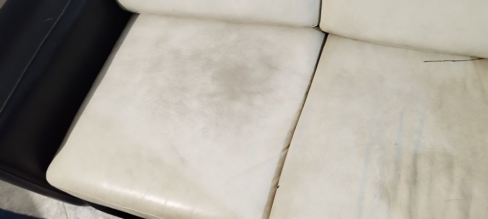 Sofá em pele usado