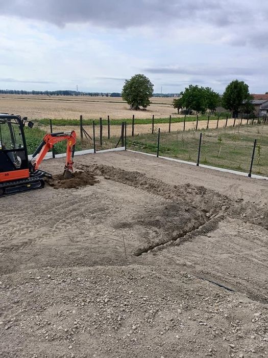Zakładanie ogrodów, trawników, nawadnianie glebogryzarka separacyjna,