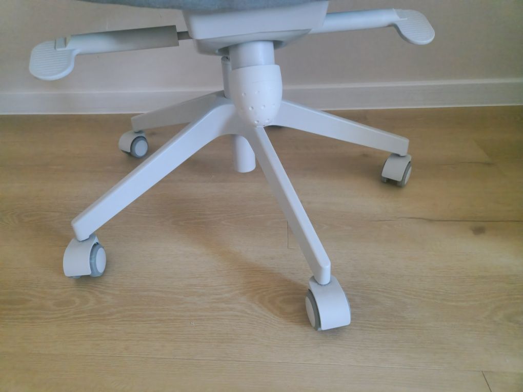 Krzesło biurowe MARKUS IKEA