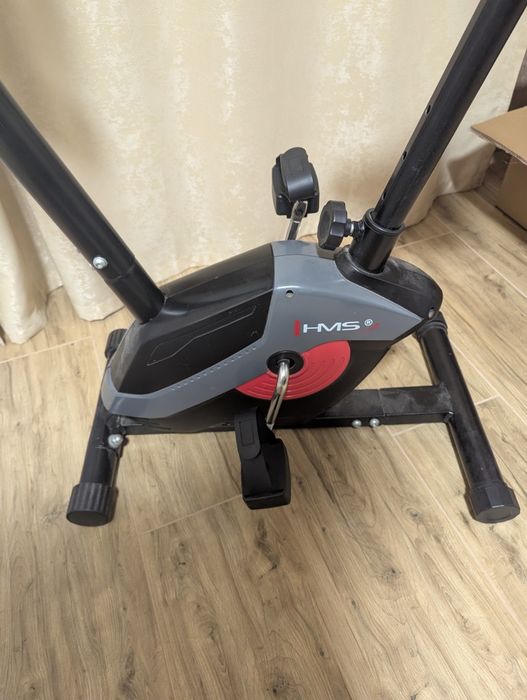 Велотренажер hms m6120