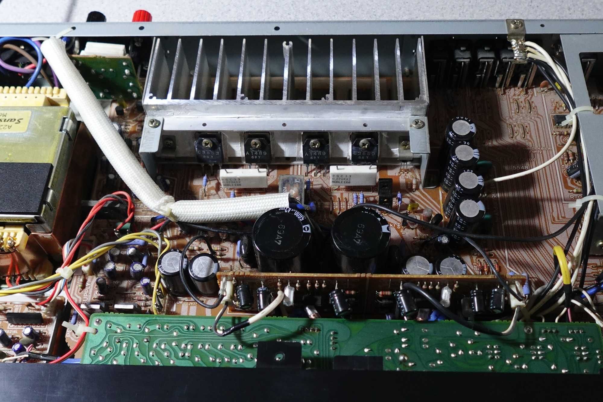 Підсилювач Sansui AU-G11XII 220V 2x25 W Made in Japan in 1985.