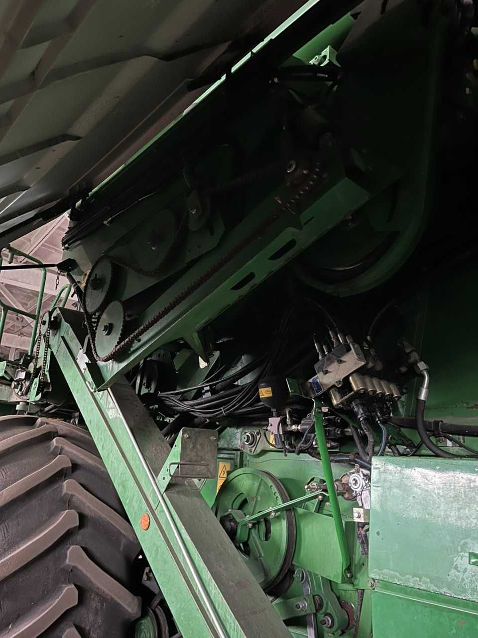 Комбайн John Deere 9660 WTS 2003 р 6092 м/г