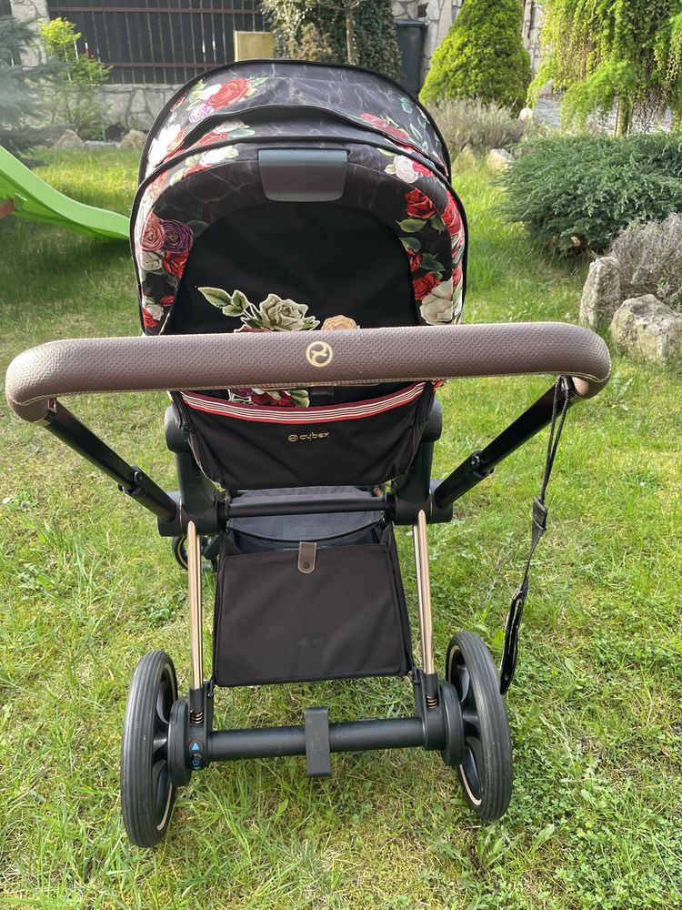 Cybex e priam 2.0 spring blossom dark