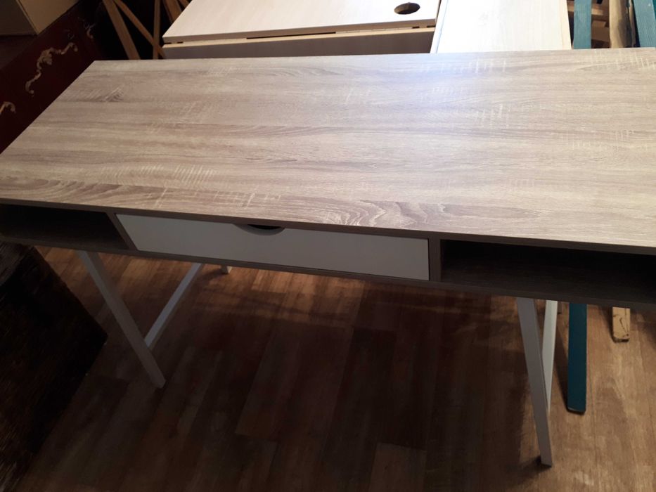 Столы раскладные, круглые, журнальные, для строительных работ