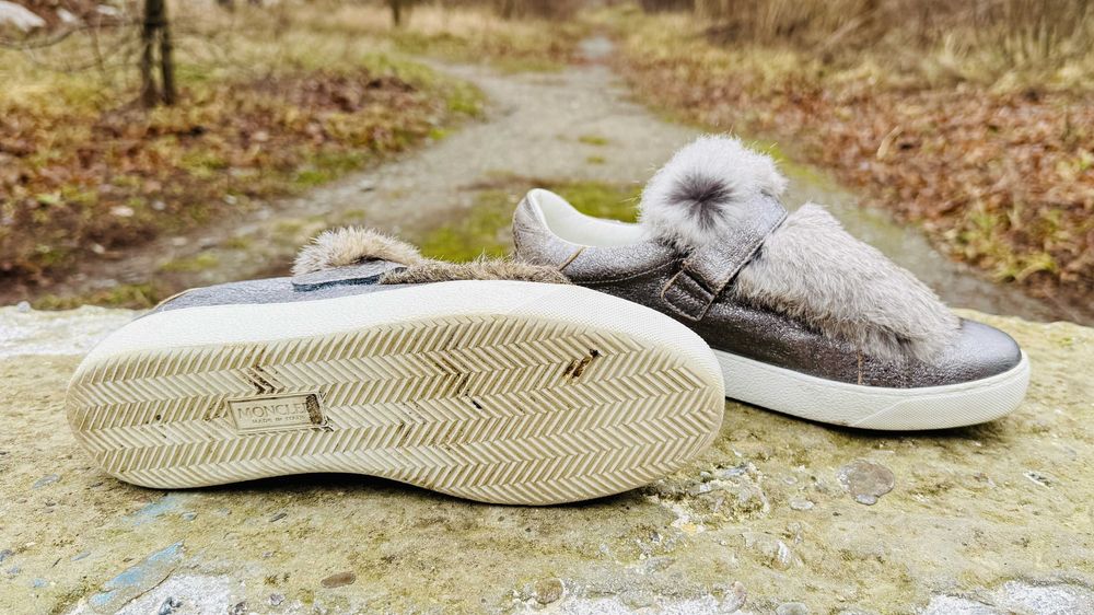 Жіночі оригінальні сліпони Moncler Silver Lucie Trainer with Rabbit