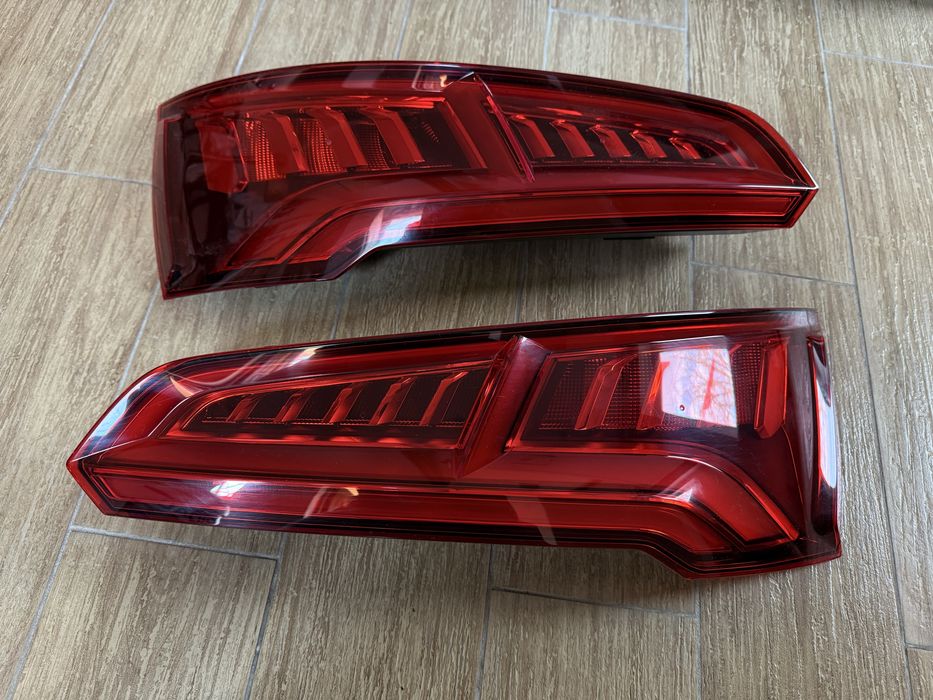 Задние фонари Audi Q5 FY 80A