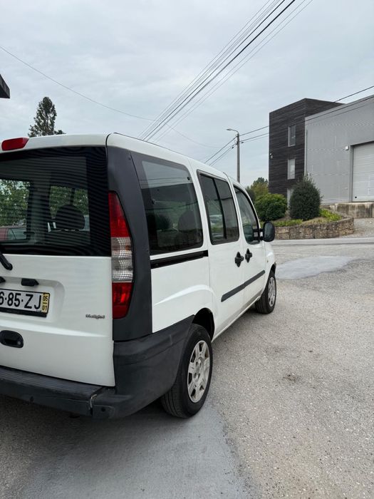 Fiat Doblo Multijet 5 Lugares – 2005
