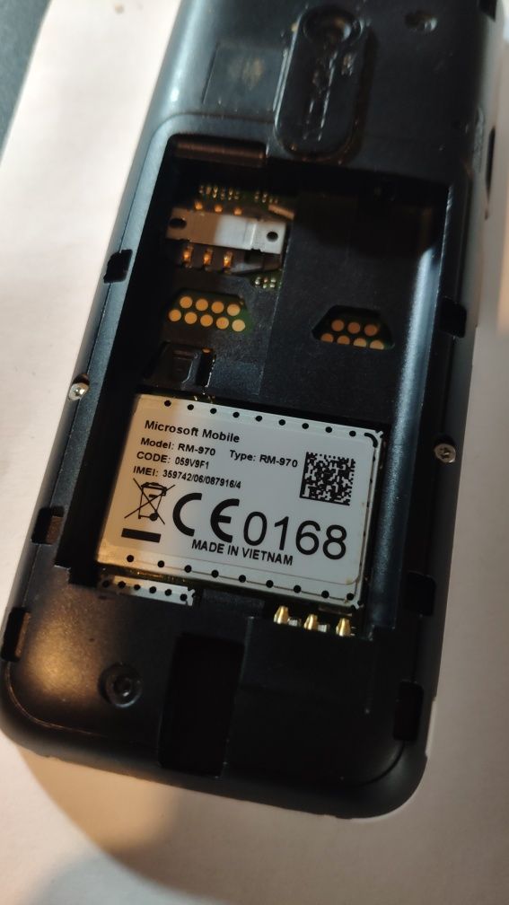 Nokia 220 RM-970 Vodafone telemóveis