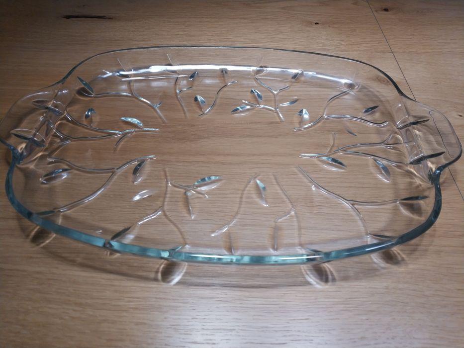 Patera szklana firmy Isfahan-Glass