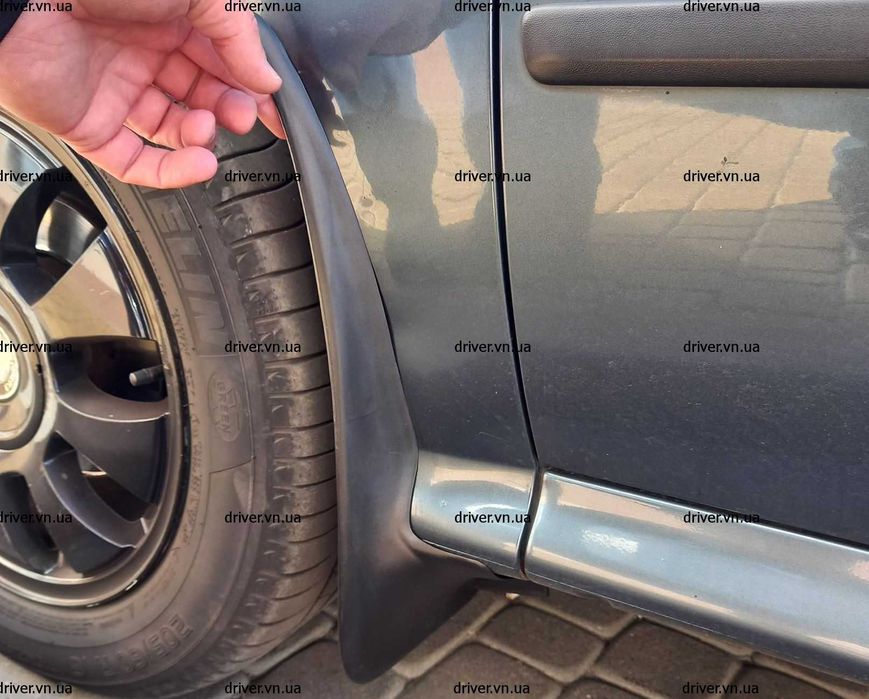 Бризковики Шкода Октавія Тур бризговики Octavia Tour А4 VAG KEA075003