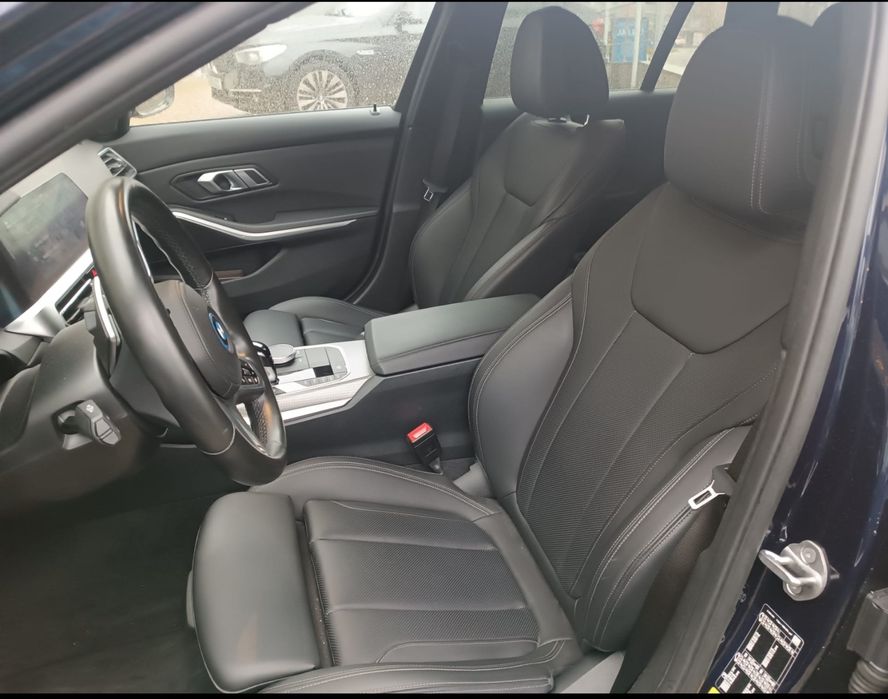 Bmw 330e hibrido plug inn