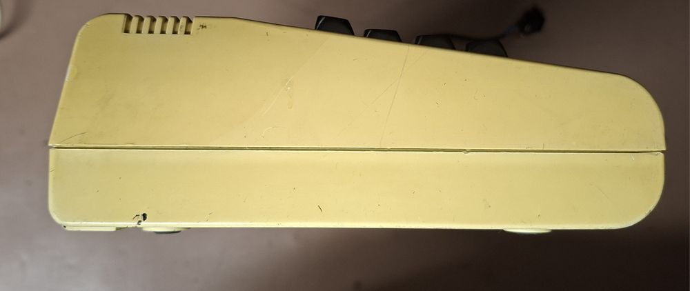 Commodore VIC-20 VC20 VC-20 zasilacz  nie C64 Amiga Atari