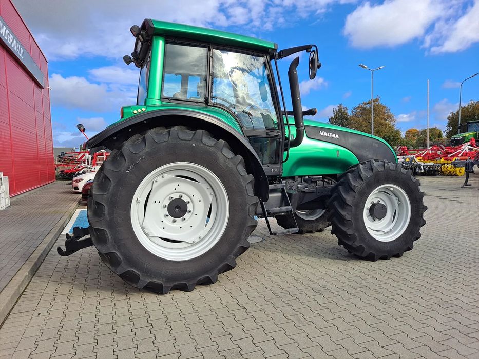 Valtra T120  Valtra T120