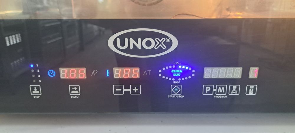 Пароконвектомат Unox XVC 104