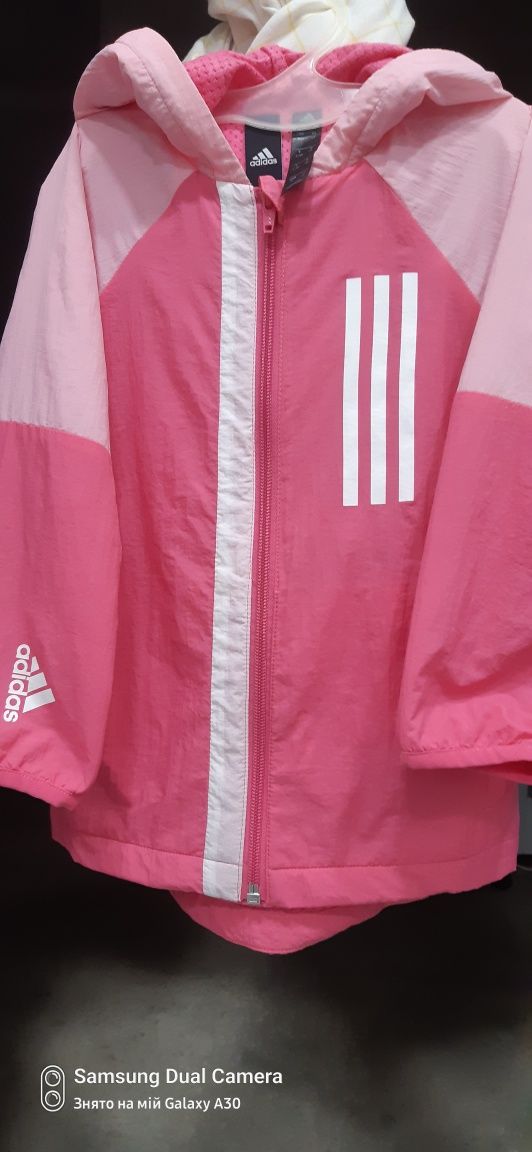 Курточка вітровочка для дівчинки Adidas