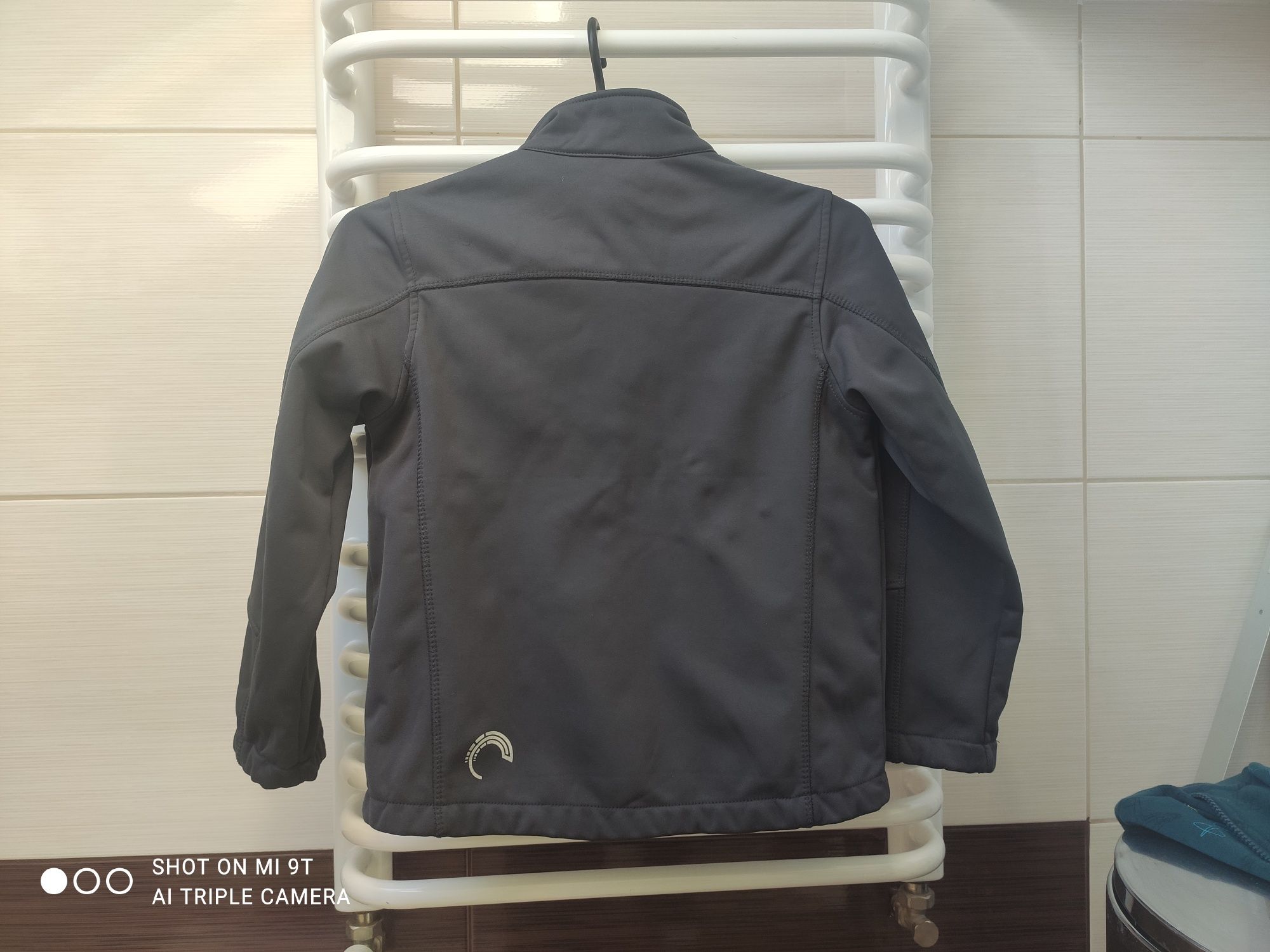 Kurtka wiosna-jesień 128 Softshell + cienka czapka