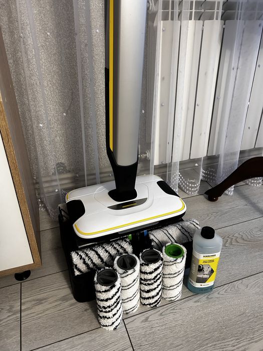 Продам бездротовий миючий пилосос FC 7 KARCHER