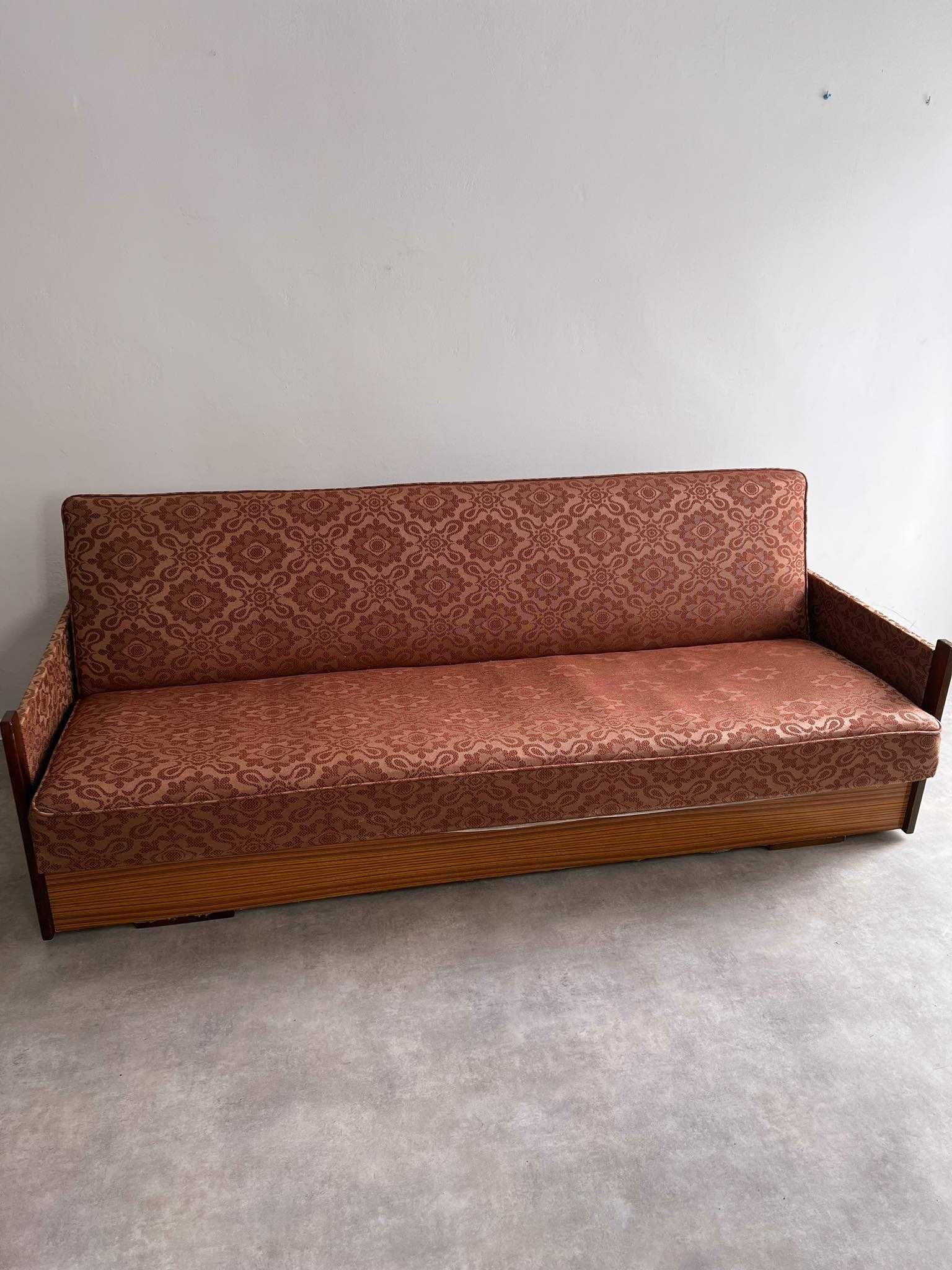 Wersalka sofa rozkładana