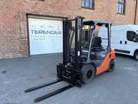 Toyota 02-8FDF25  FV23% Import Diesel Pozycjoner Wideł Stan Idealny Po Serwisie 2500KG
