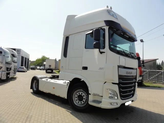 DAF XF 460FT STANDARD AUTOMAT+RETARDER EURO6 2015rok  Stan Bardzo Dobry, Spojlery Międzyosiowe, Super Space Cab