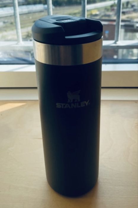 Kubek Termiczny Stanley aerolight transit 470 ml czarny