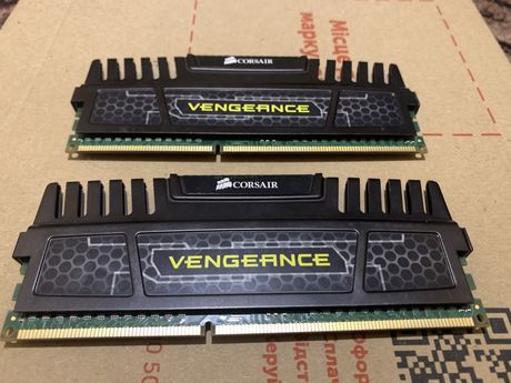 Оперативная память Corsair Vengeance 1600MHz 2x8Gb DDR3