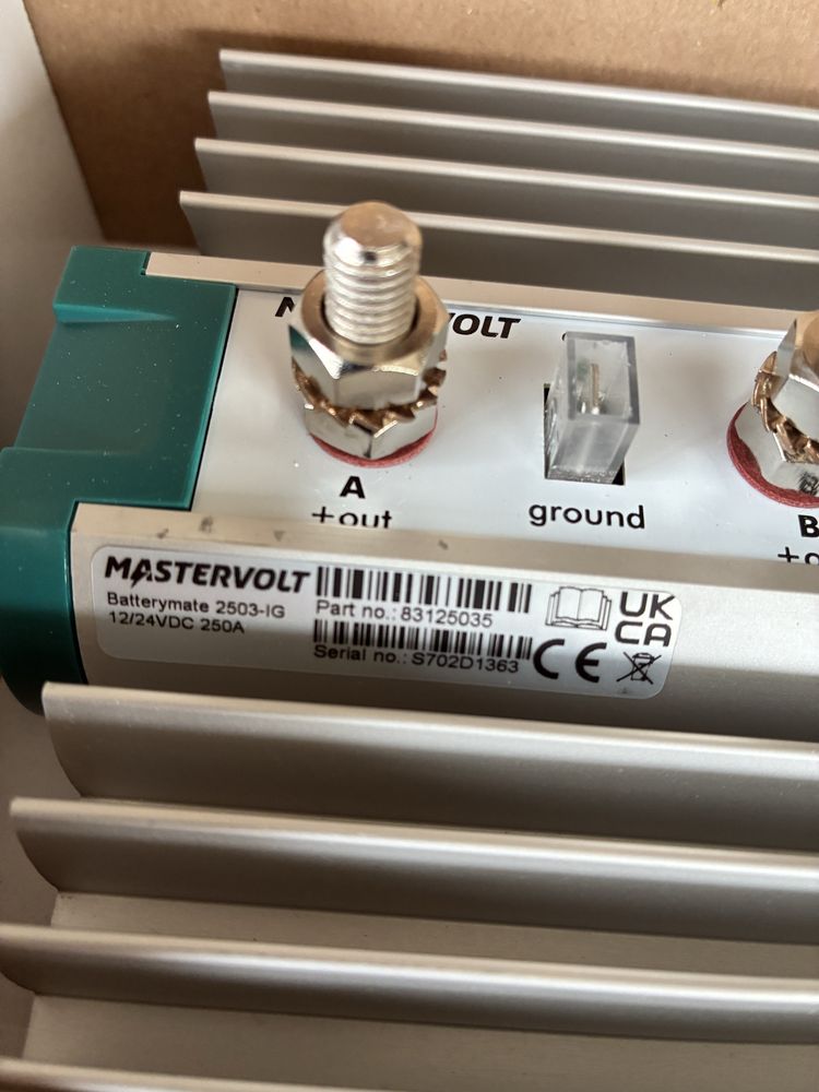 Izolator baterii Mastervolt Battery Mate 2503 IG
