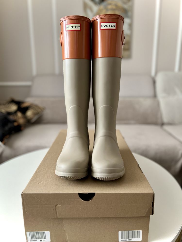 Wysokie dwu kolorowe beżowe kalosze, gumowce Hunter Color Block 39