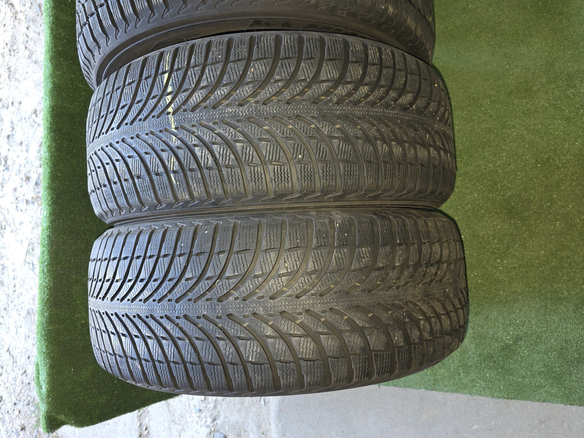 Sprzedam Opony Zimowe Michelin  235/55R19