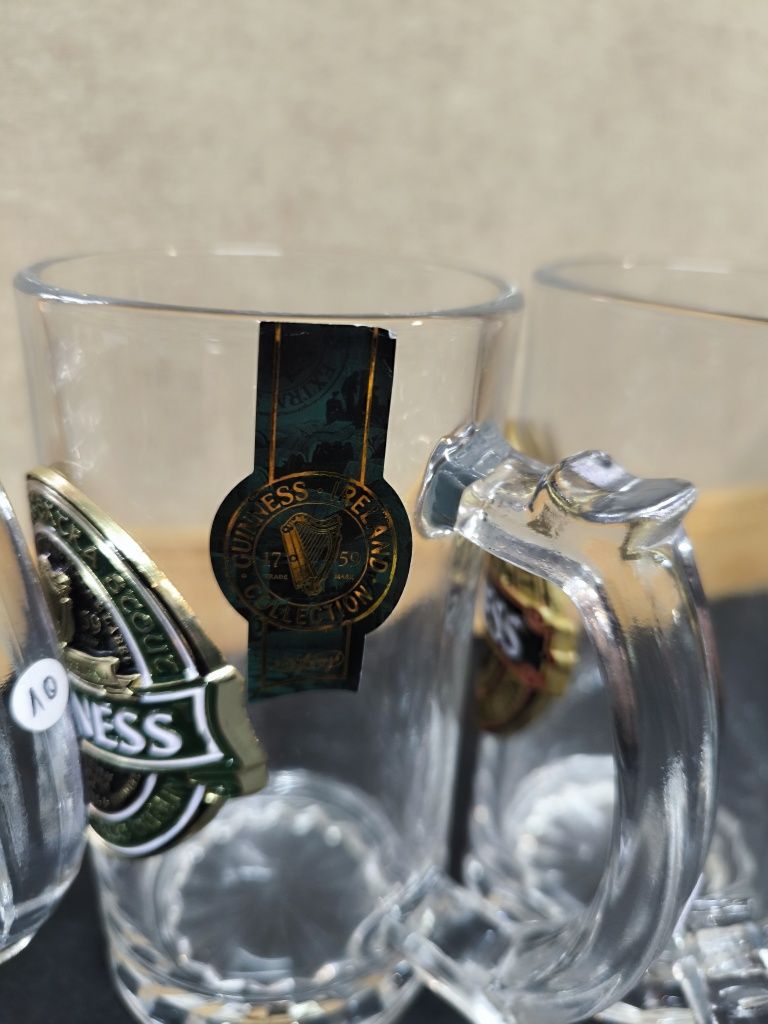 4 canecas Guinness em vidro