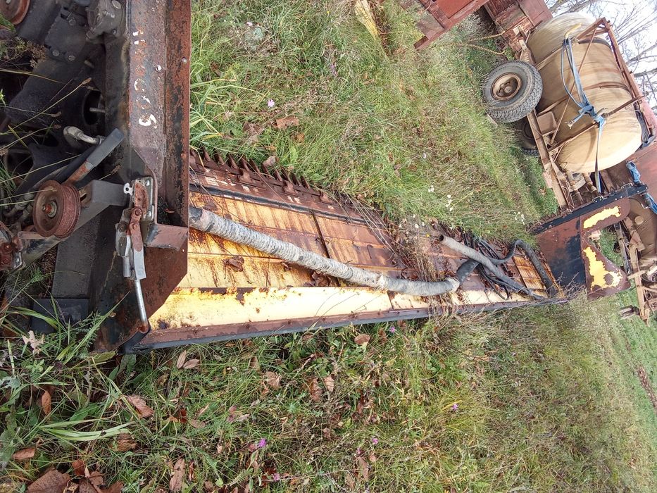 Комбайн Мойсей фергюсон