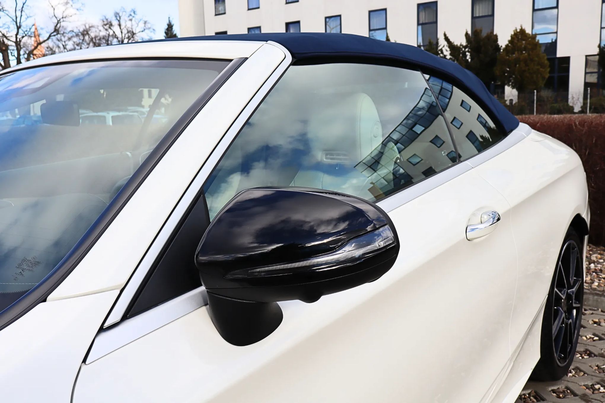 Mercedes-Benz Klasa C Mercedes-Benz Klasa C 400 4MATIC Cabriolet AMG LINE 9G-T