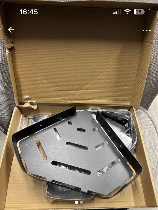 Polka czarny mat narozna lazienkowa