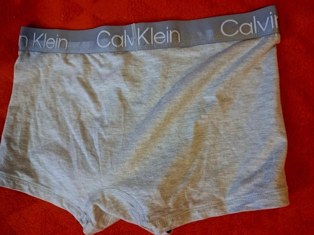 Bokserki Calvin Klein M — świetny krój, idealne dopasowanie