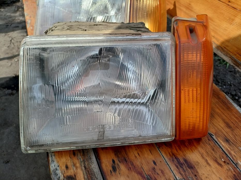 Продам фары на Таврию Славуту