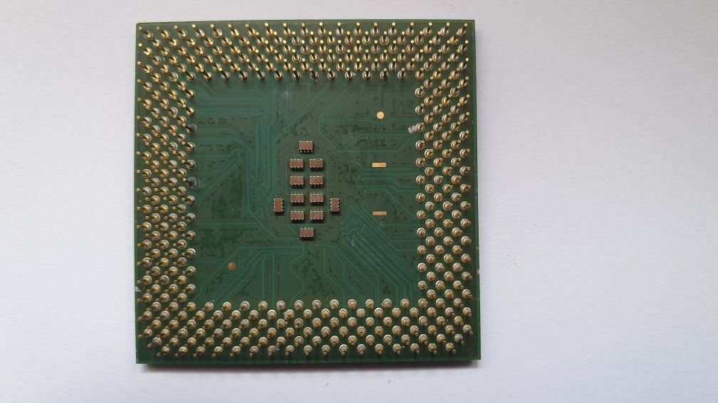 Intel Pentium III 1333MHZ/256/133/1.5V Tualatin PGA370 Retro.