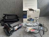 Kamera SONY HDR-PJ200E z projektorem