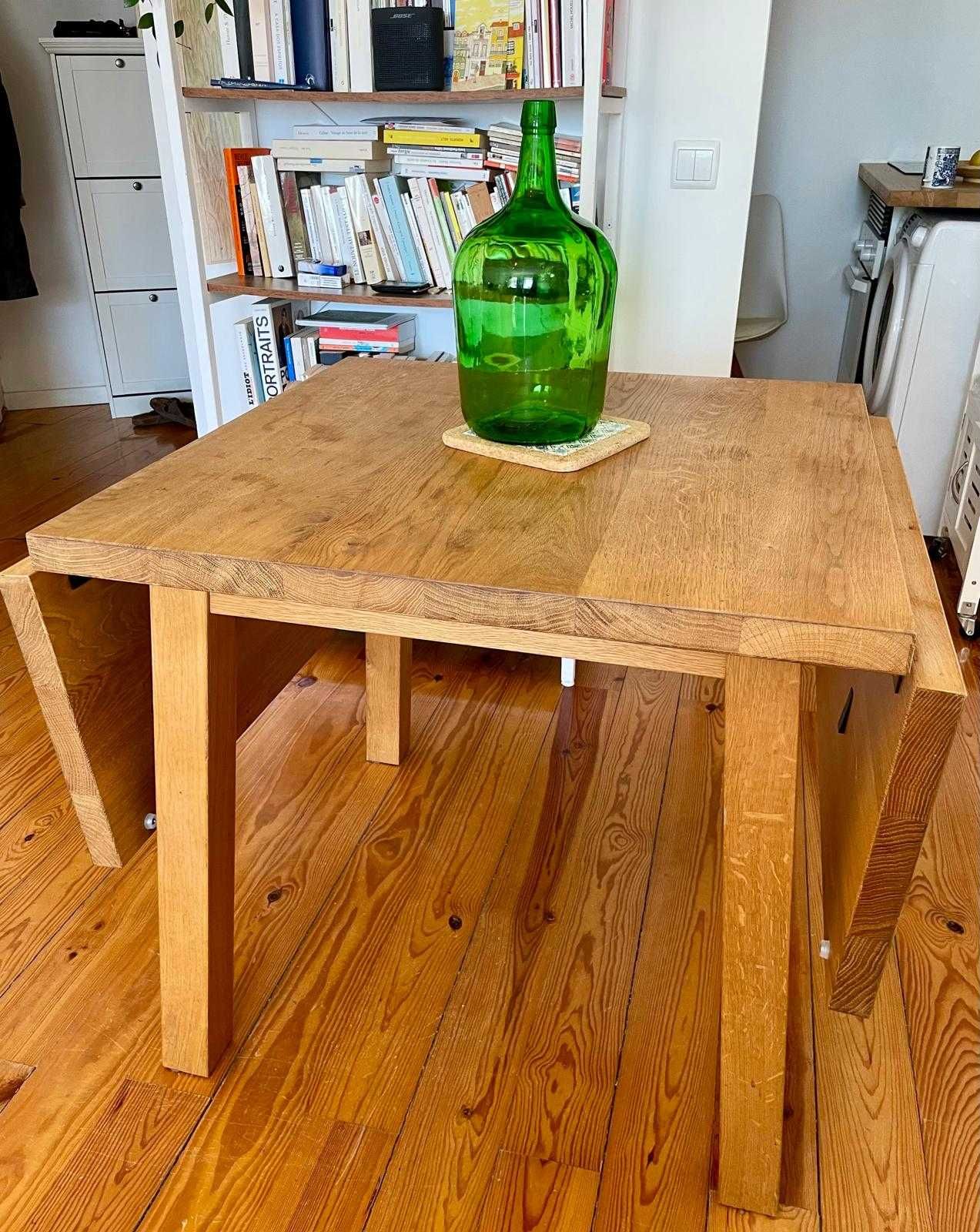 Mesa de Carvalho