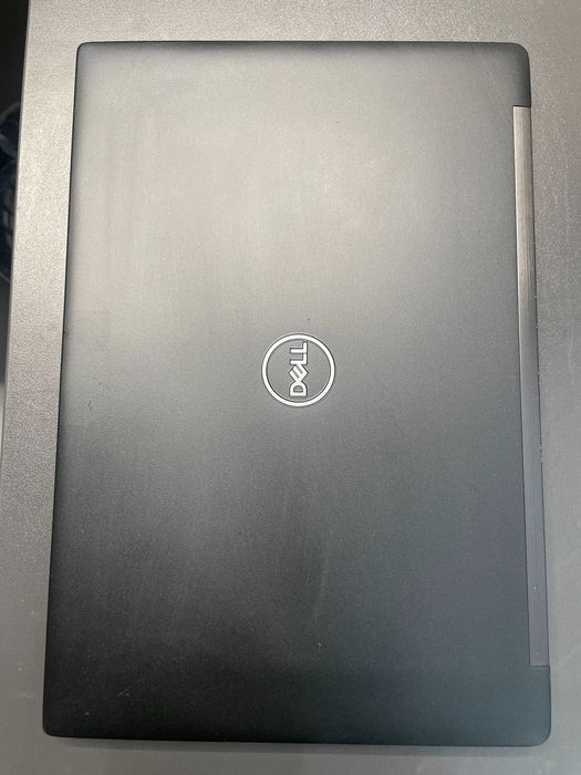 Сучасний Dell Latitude 7290 - чудовий для роботи та навчання