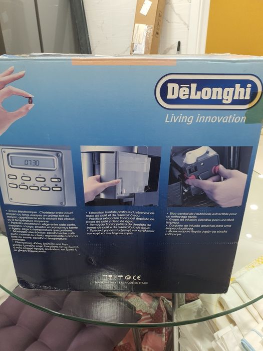 Maquina de café Delonghi Magnifica automatica