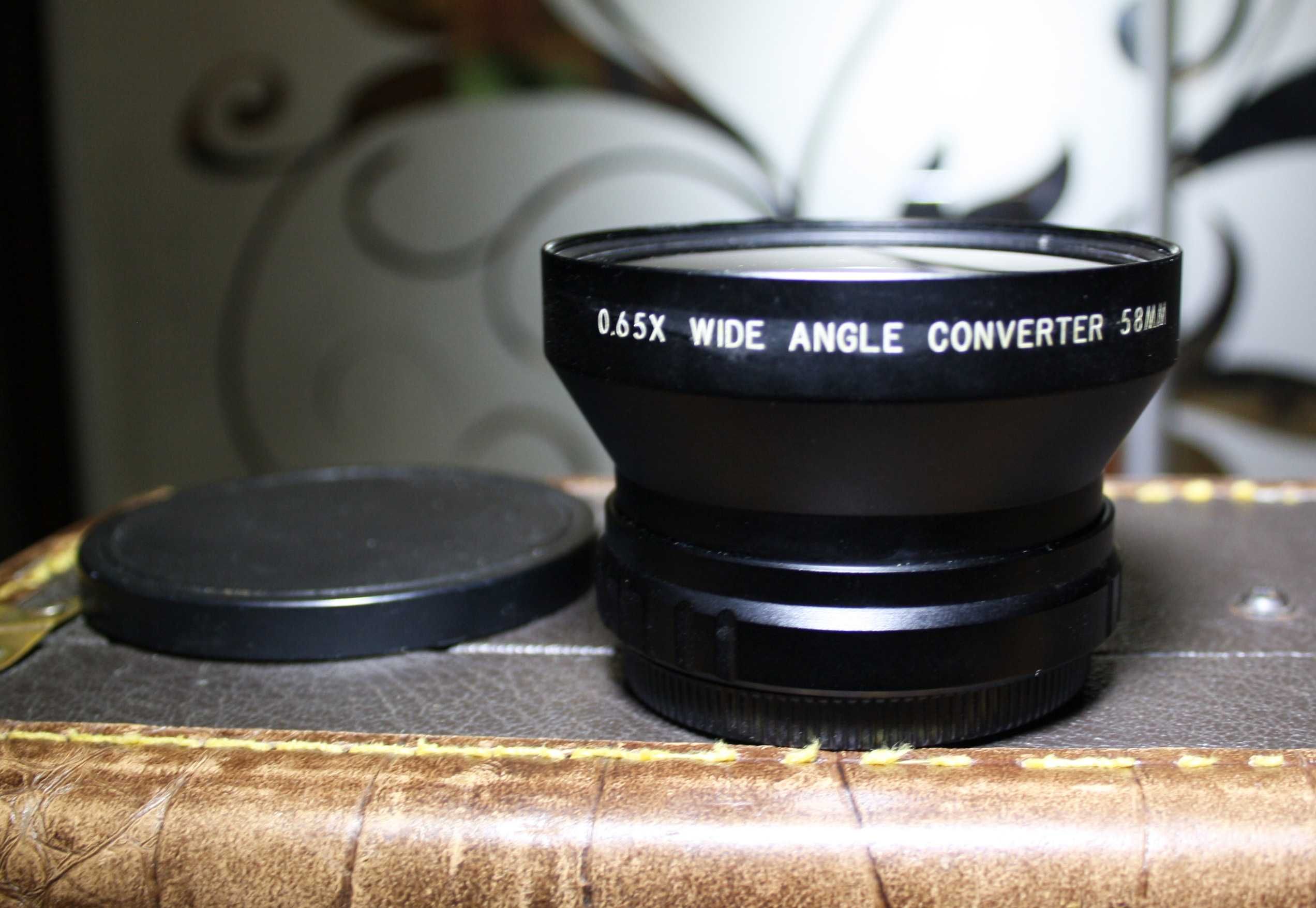 Ширококутна насадка Wide Angle Converter 0,65 Х 58 мм .Відмінний стан.