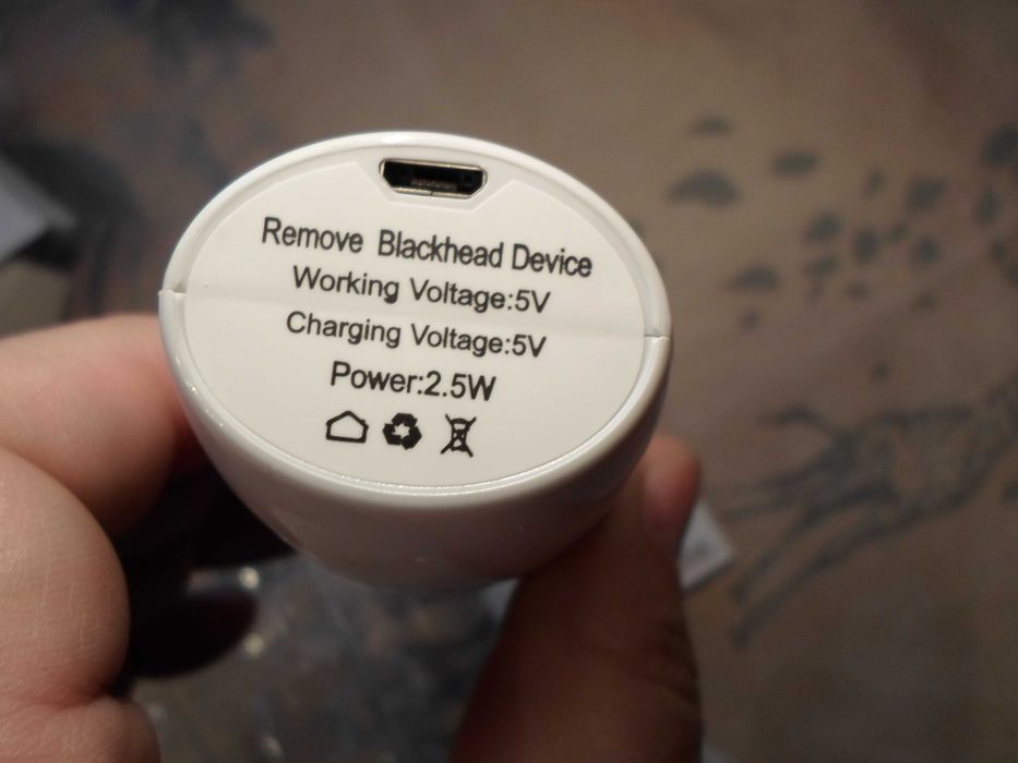 Вакуумный аппарат для чистки кожи лица и пор Multi-Functional Cleaning